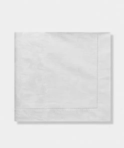 TRISH SCULLY HOME MILANO WHITE JACQUARD TABLE CLOTH 104