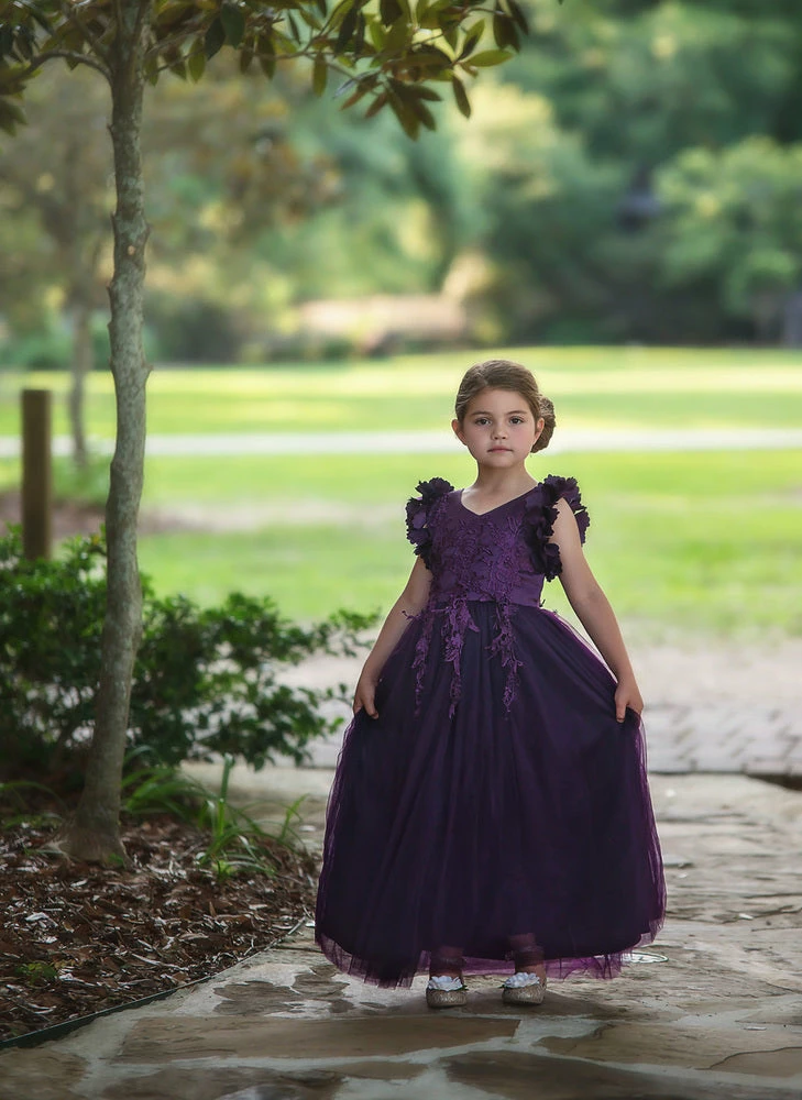 TRISH SCULLY BIANCA GOWN EGGPLANT Spring/Summer 2022 3 TRISH SCULLY BIANCA GOWN EGGPLANT Spring/Summer 2022