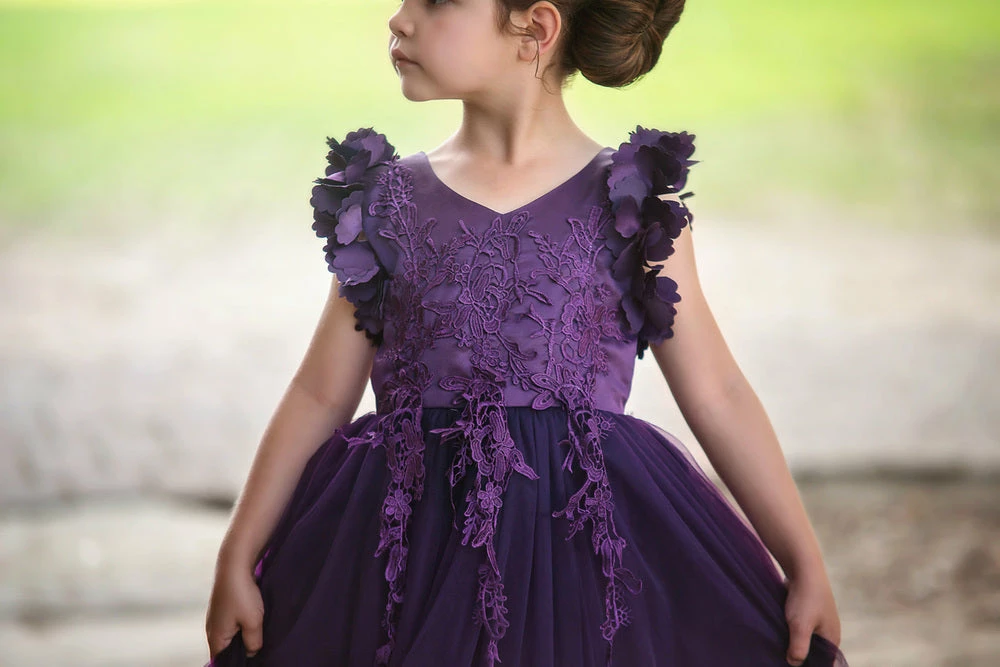 TRISH SCULLY BIANCA GOWN EGGPLANT Spring/Summer 2022 5 TRISH SCULLY BIANCA GOWN EGGPLANT Spring/Summer 2022