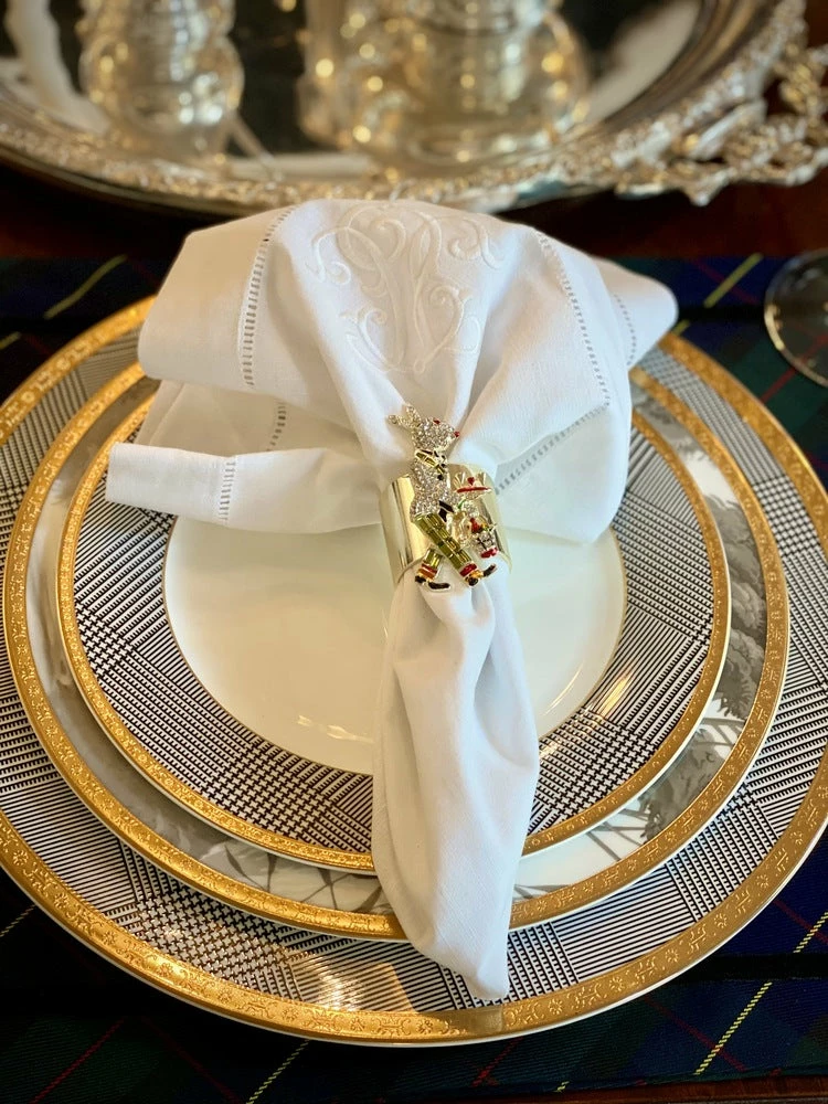 TRISH SCULLY HOME MARTINI RABBIT NAPKIN RING SET OF 2 5 TRISH SCULLY HOME MARTINI RABBIT NAPKIN RING SET OF 2