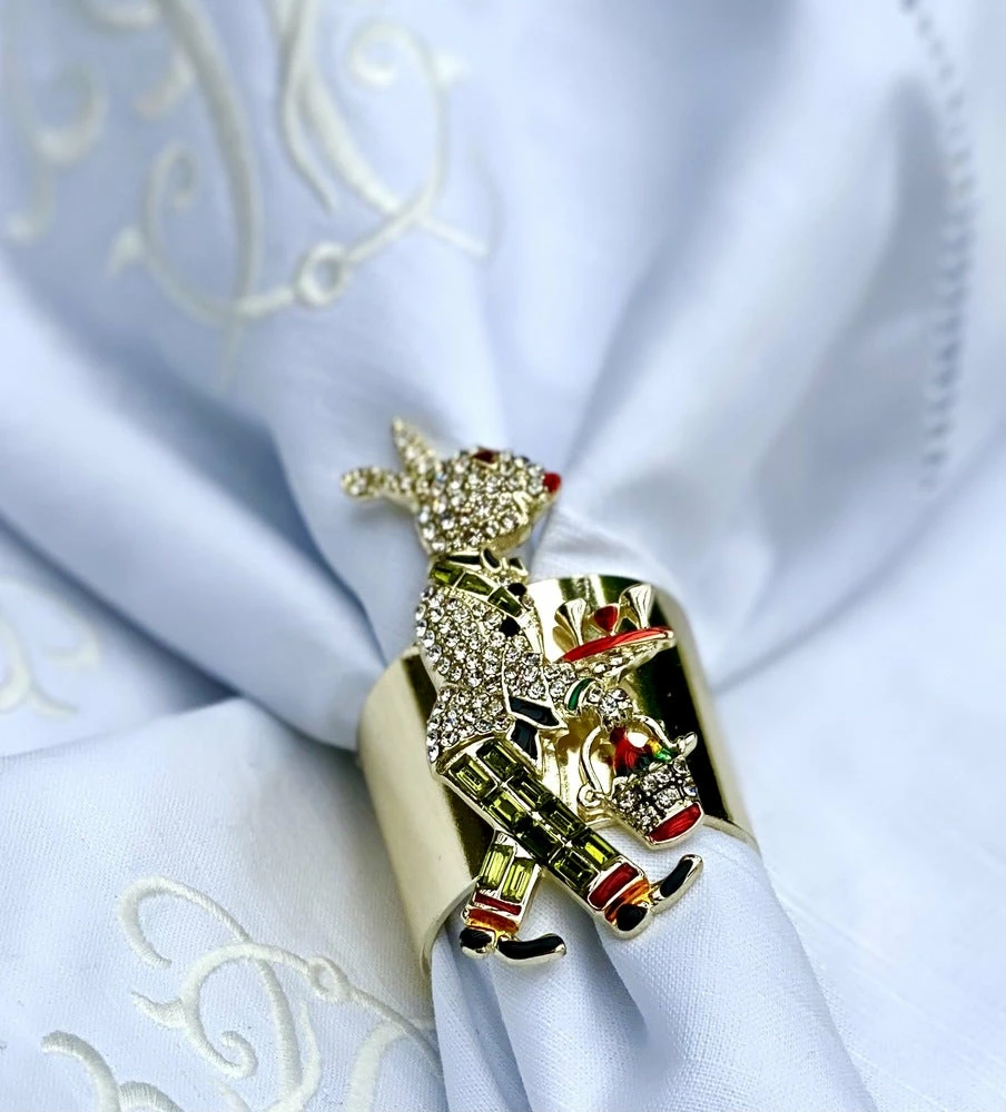 TRISH SCULLY HOME MARTINI RABBIT NAPKIN RING SET OF 2 9 TRISH SCULLY HOME MARTINI RABBIT NAPKIN RING SET OF 2