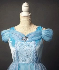 TRISH SCULLY QUEEN OF THE KINGDOM GOWN FOR WOMEN