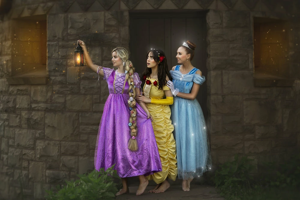 TRISH SCULLY QUEEN OF THE KINGDOM GOWN FOR WOMEN 8 TRISH SCULLY QUEEN OF THE KINGDOM GOWN FOR WOMEN