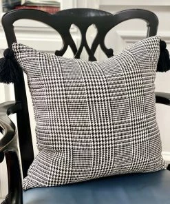 TRISH SCULLY HOME GLEN PLAID TASSEL PILLOW CASE