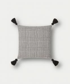 TRISH SCULLY HOME GLEN PLAID TASSEL PILLOW CASE
