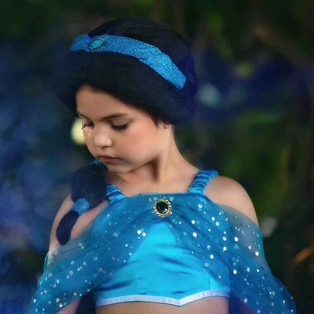 TRISH SCULLY BRUNETTE WIG 8 TRISH SCULLY BRUNETTE WIG