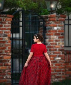 TRISH SCULLY HOME Spring/Summer 2022 HARMONY GOWN STEWART TARTAN 8 TRISH SCULLY HOME Spring/Summer 2022 HARMONY GOWN STEWART TARTAN