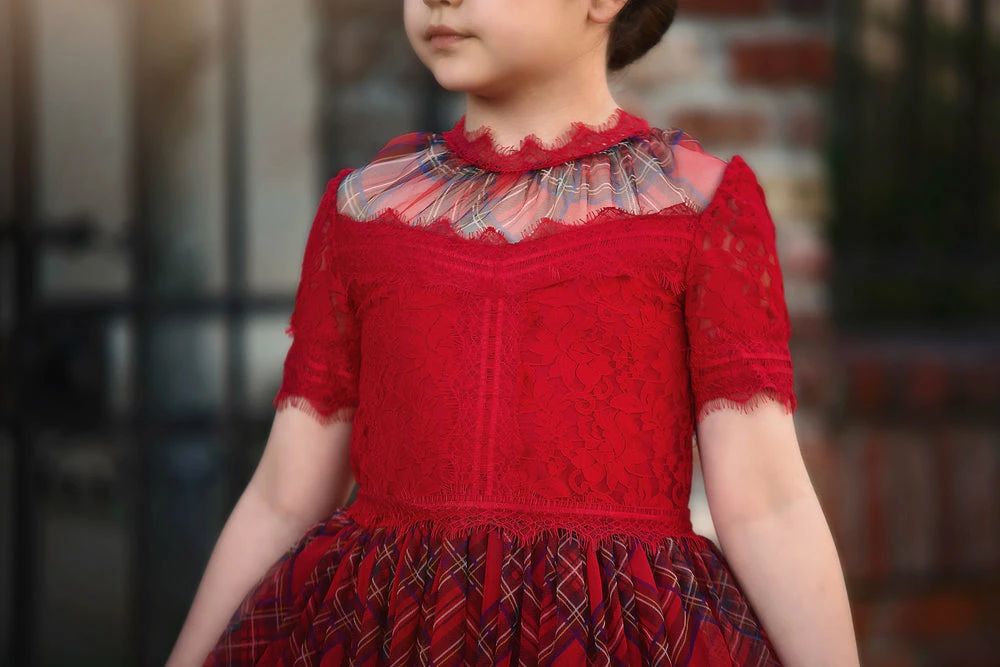 TRISH SCULLY HOME Spring/Summer 2022 HARMONY GOWN STEWART TARTAN 6 TRISH SCULLY HOME Spring/Summer 2022 HARMONY GOWN STEWART TARTAN