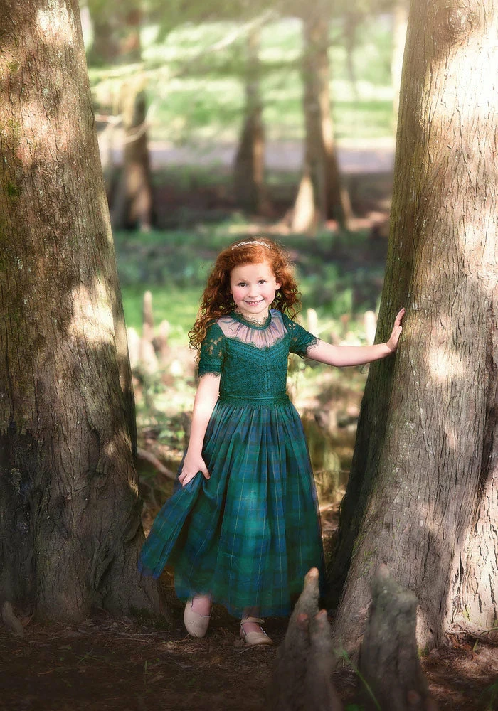 TRISH SCULLY HOME HARMONY GOWN BLACKWATCH TARTAN Spring/Summer 2022 3 TRISH SCULLY HOME HARMONY GOWN BLACKWATCH TARTAN Spring/Summer 2022