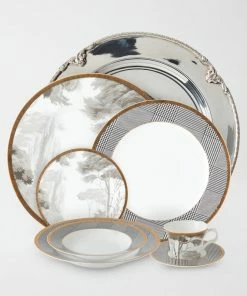 TRISH SCULLY HOME SILVER PLATED YORKSHIRE CHARGER PLATE