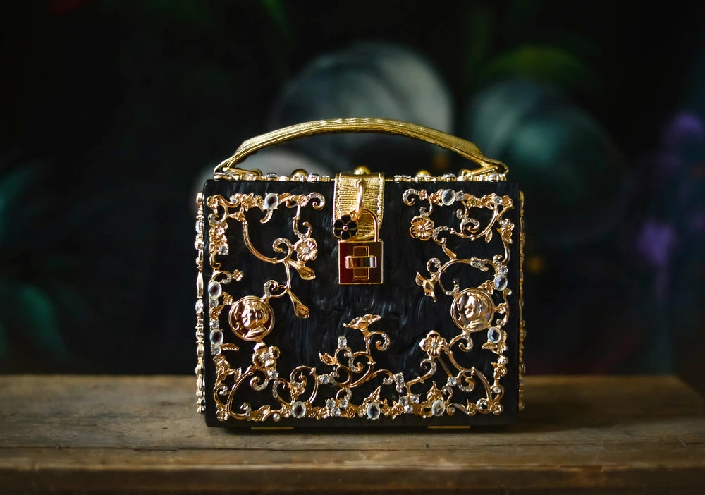 TRISH SCULLY ALIBASTER SPARKLING ACRYLIC PURSE 5 TRISH SCULLY ALIBASTER SPARKLING ACRYLIC PURSE