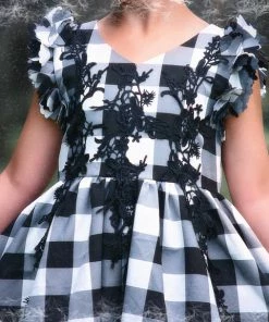 TRISH SCULLY BIANCA DRESS BLACK AND WHITE BUFFALO CHECK Spring/Summer 2022 8 TRISH SCULLY BIANCA DRESS BLACK AND WHITE BUFFALO CHECK Spring/Summer 2022