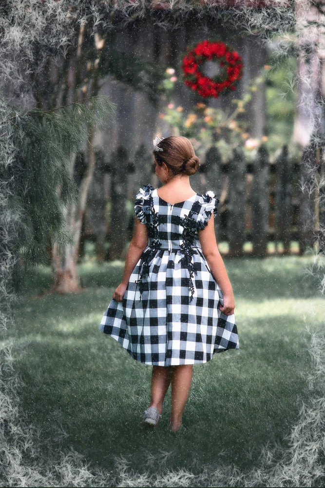 TRISH SCULLY BIANCA DRESS BLACK AND WHITE BUFFALO CHECK Spring/Summer 2022 6 TRISH SCULLY BIANCA DRESS BLACK AND WHITE BUFFALO CHECK Spring/Summer 2022