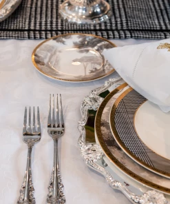 TRISH SCULLY HOME MILANO WHITE JACQUARD TABLE CLOTH 116" X 56" RECTANGLE