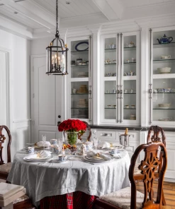 TRISH SCULLY MILANO WHITE JACQUARD TABLE CLOTH 56