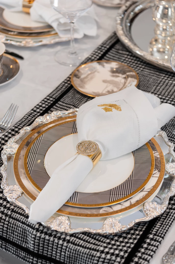 TRISH SCULLY HOME GLEN PLAID TABLE RUNNER 6 TRISH SCULLY HOME GLEN PLAID TABLE RUNNER